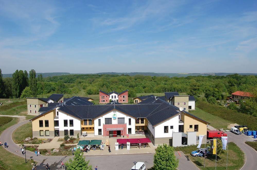 Euroville Jugend- Und Sporthotel Наумбург Экстерьер фото